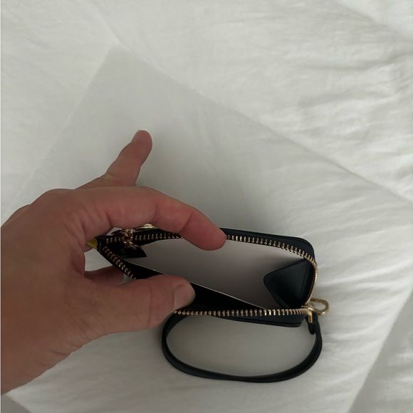 Kate Spade NWT Tennis Toss Wristlet in Blazer Blue (Navy) - Picture 3 of 5